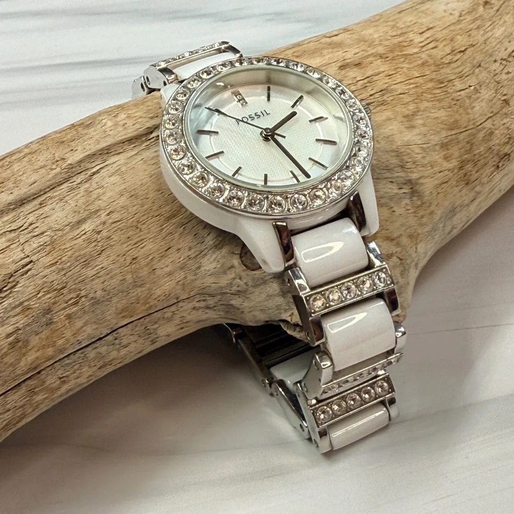 Fossil ce 1017